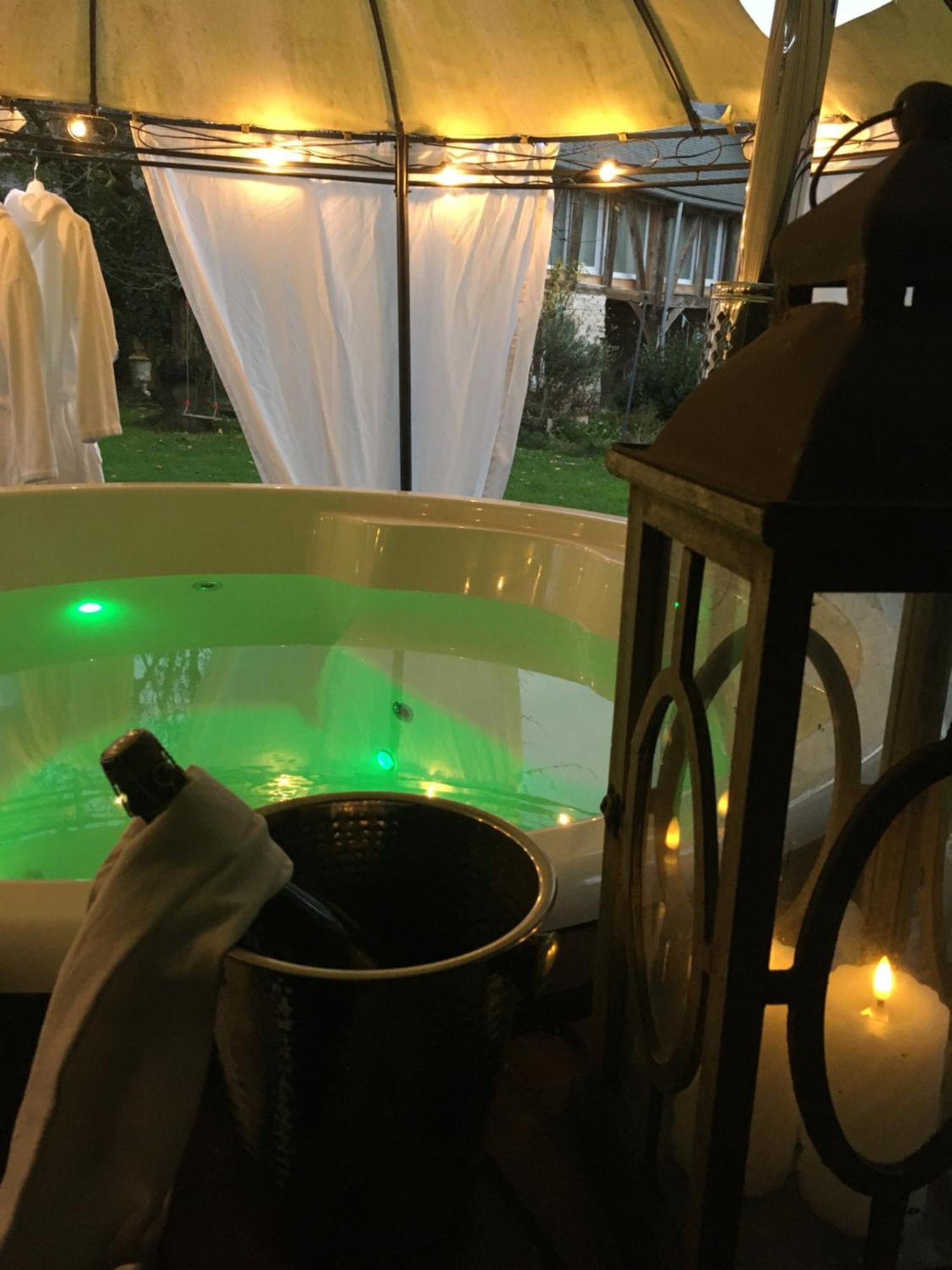 Paradis Fleuri Et Son Bain Nordique Chaussy  外观 照片